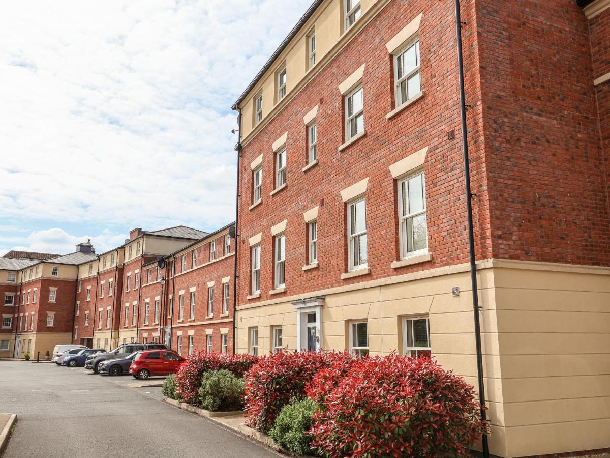 122 The Old Meadow Apartment Shrewsbury Exterior photo